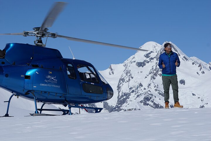 Glacier Explorer - 1 Glacier with Snow Landing - 25min - Photo 1 of 8